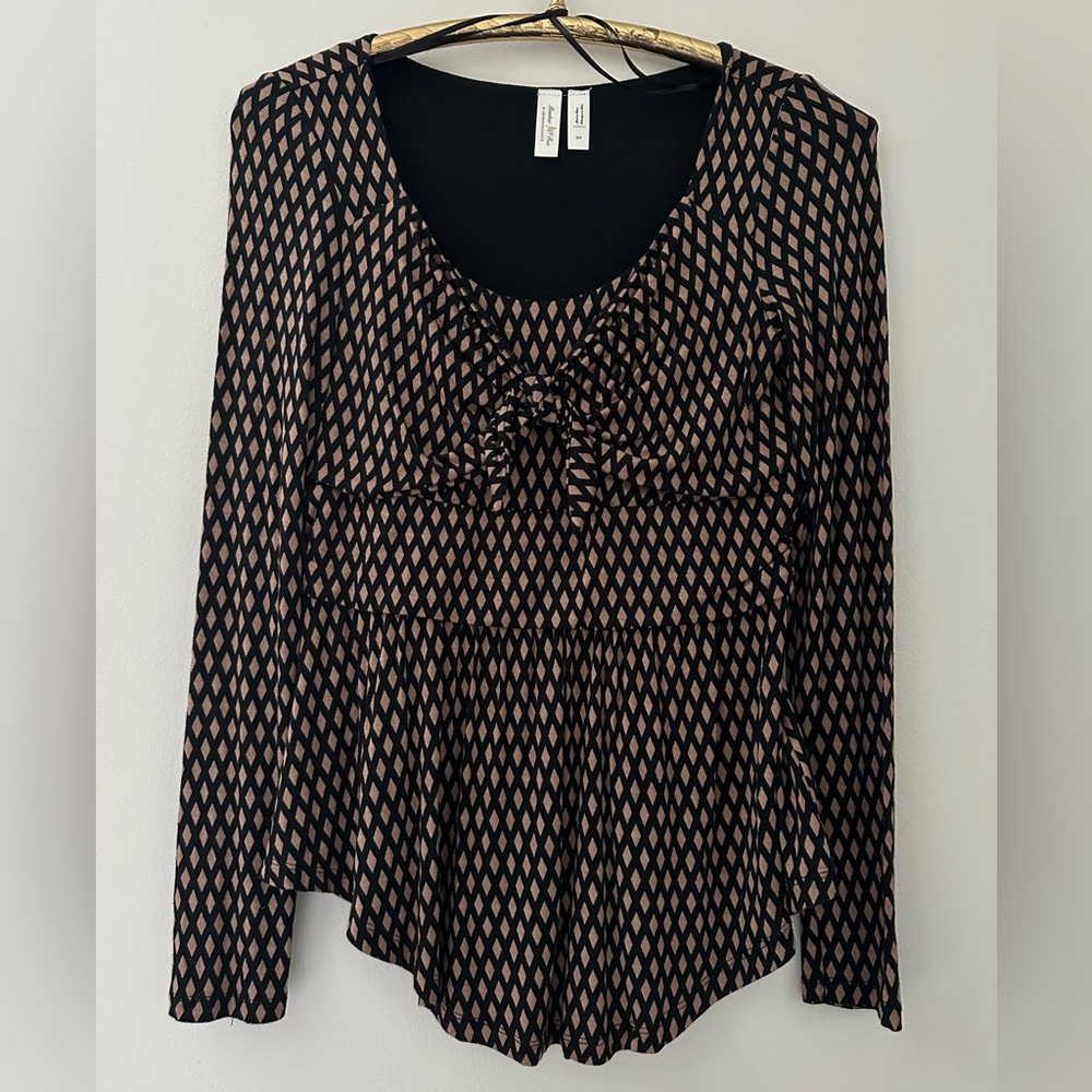 Anthropologie Meadow Rue Long Sleeve Babydoll Style Top
Tie Bow Front Womens XS